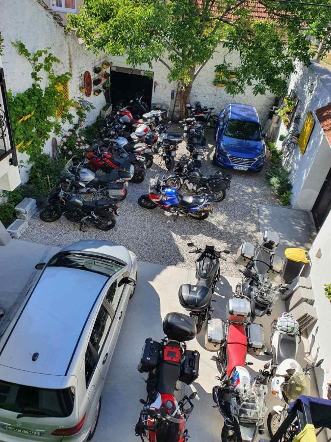 Family Apartment Near Old Town Mostar Ngoại thất bức ảnh